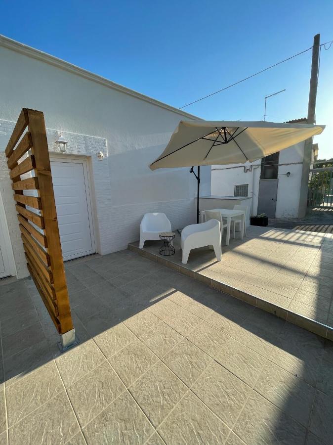 Seaside Temporary House Apartment Leporano Exterior photo